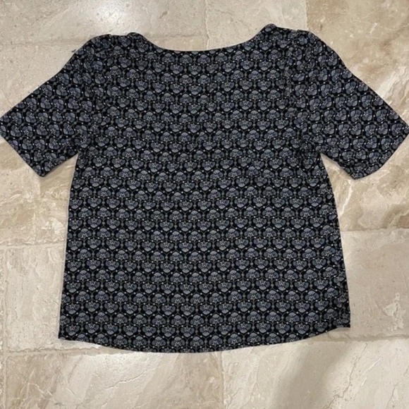 *SET* of Blouses (Michael Kors / Loft / Vince Camuto) (Size M) - Picture 7 of 15